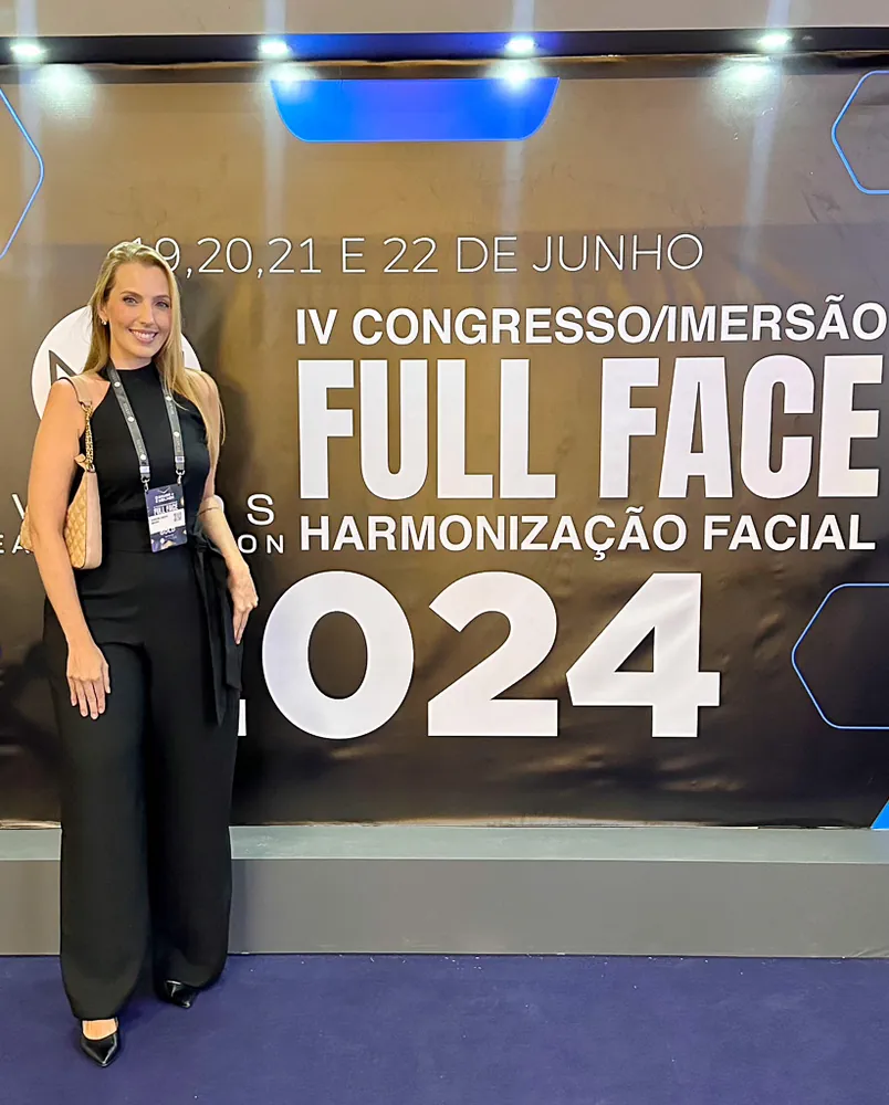 Dra Carolina Macedo