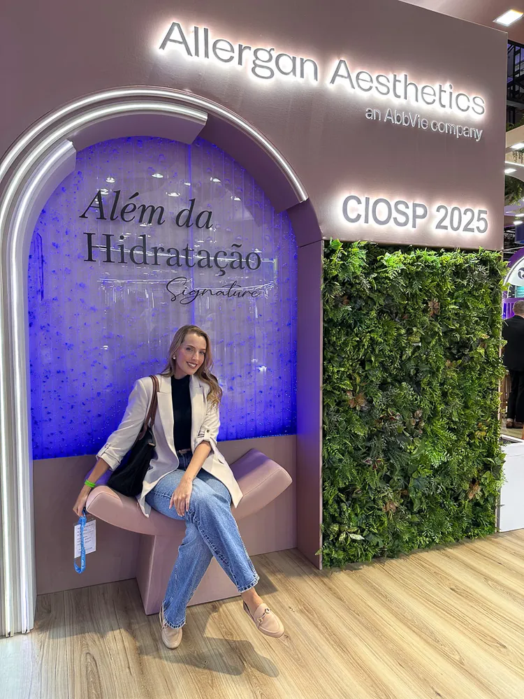 Dra Carolina Macedo