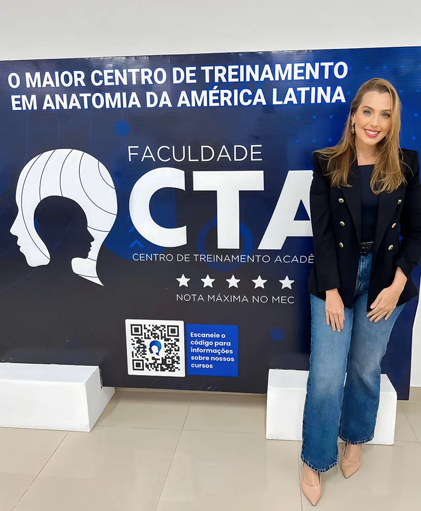 Dra Carolina Macedo